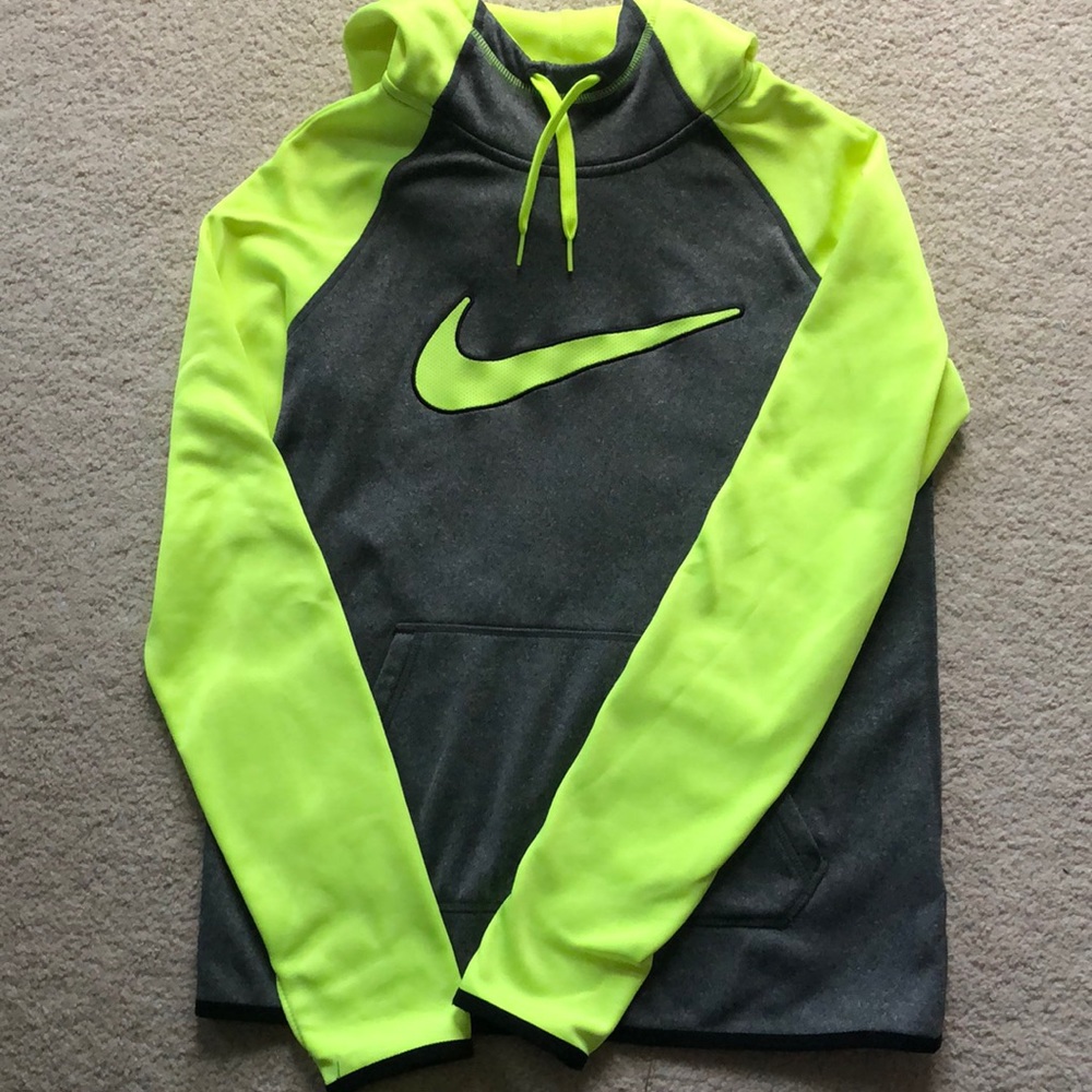 Nike therma-fit hoodie